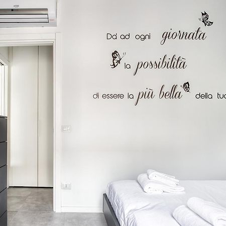 Sleek City Abode In Maciachini Милано Екстериор снимка